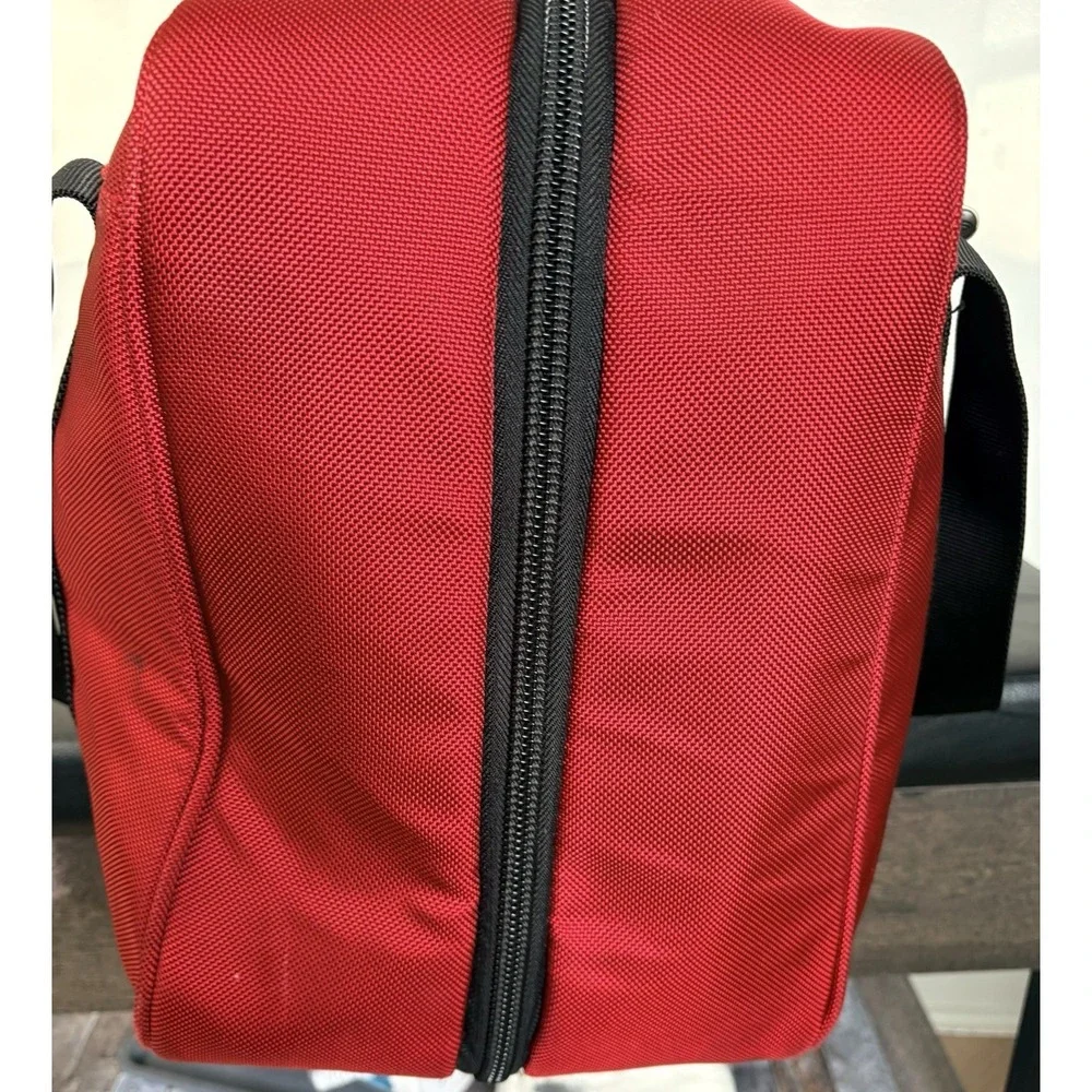 Timbuk2 Red Travel Garment Bag Carry On Suitcase Organizer Clamshell Zip 19